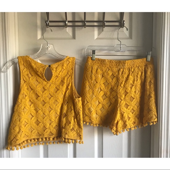 Fun Mustard Color Set - Picture 4 of 6